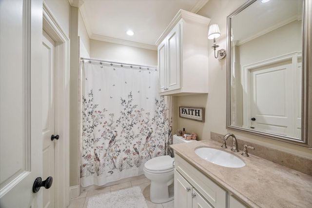 1201 Barkdull Street, Houston, TX 77006