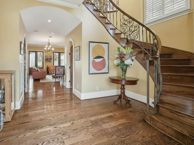 1201 Barkdull Street, Houston, TX 77006