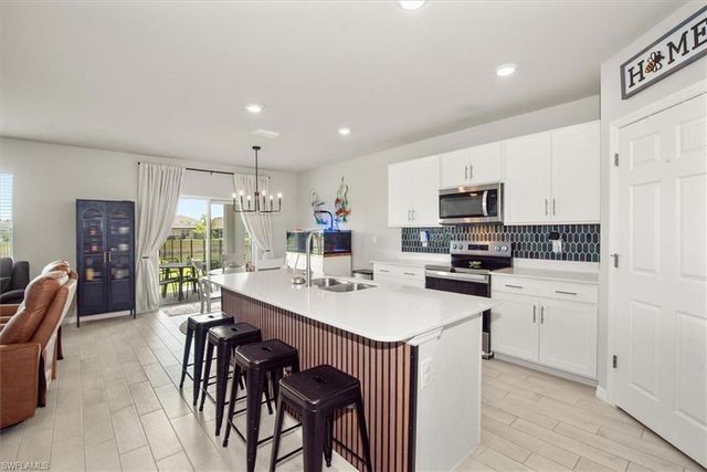 2849 Pillar Coral LN, North Fort Myers, FL 33903