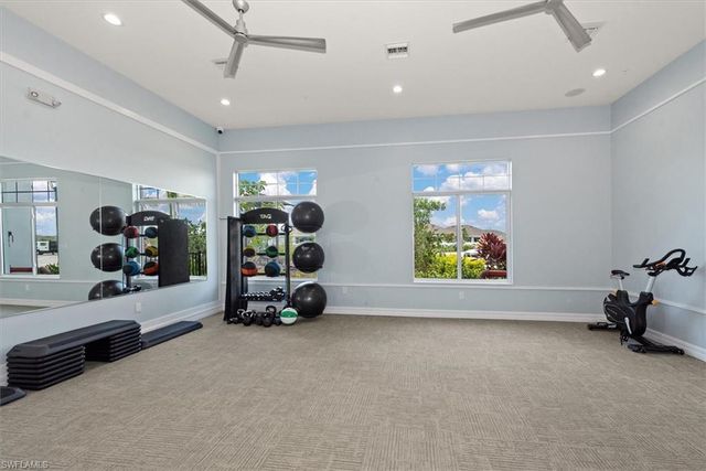 2849 Pillar Coral LN, North Fort Myers, FL 33903