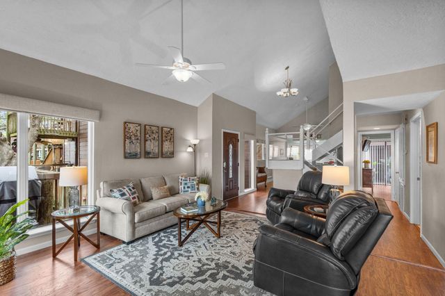659 Davis Road, League City, TX 77573
