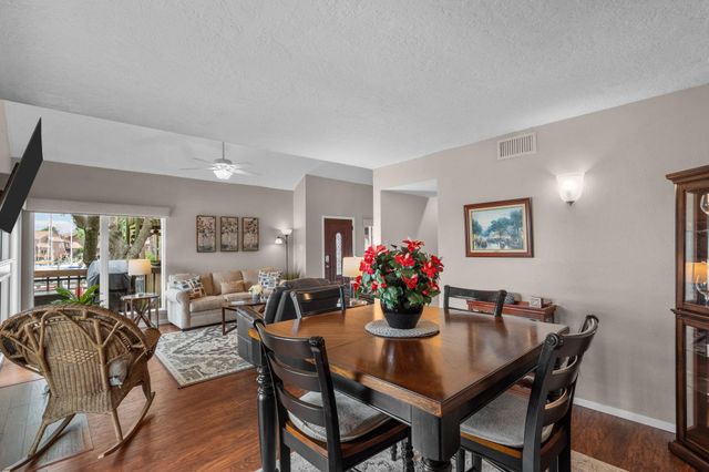 659 Davis Road, League City, TX 77573