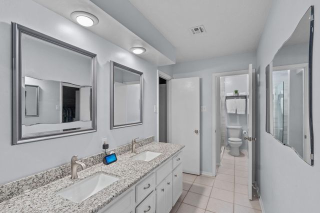 659 Davis Road, League City, TX 77573