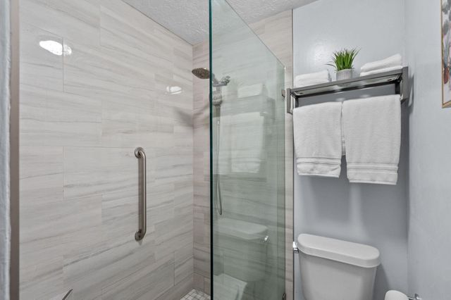 659 Davis Road, League City, TX 77573