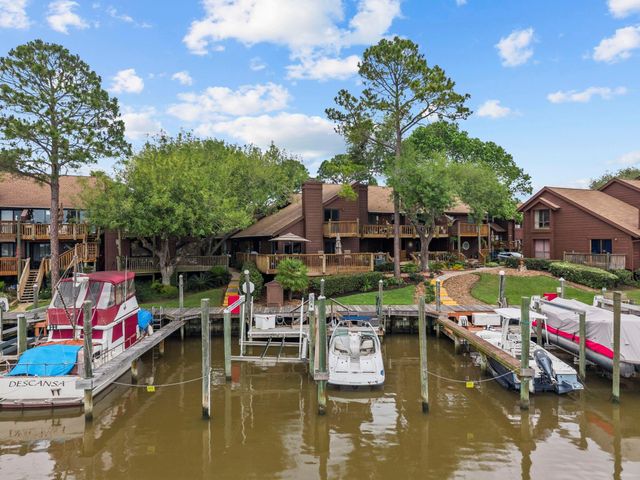 659 Davis Road, League City, TX 77573