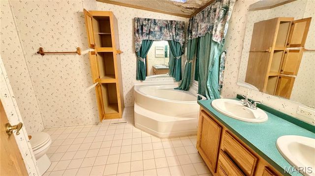 27110 Stoddard Drive, Laquey, MO 65534