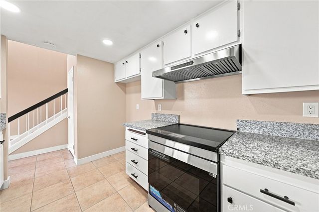 6461 Casa Verde, Cypress, CA 90630