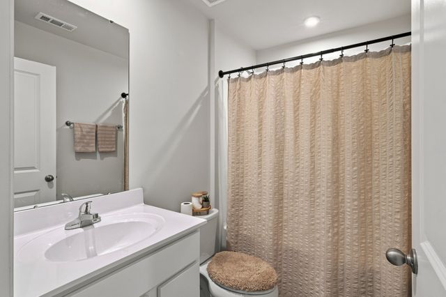 3100 Red Fox Rdg, Madison, TN 37115