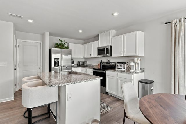3100 Red Fox Rdg, Madison, TN 37115