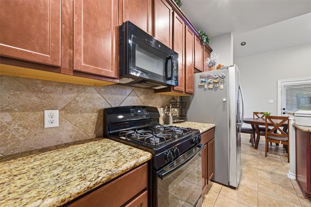 2310 Shannon Court, Missouri City, TX 77459