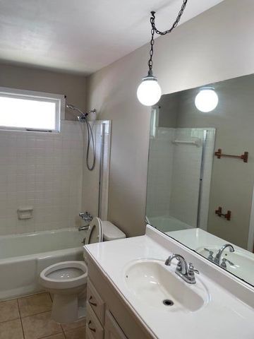 662 Pringle, Sumter, SC 29150