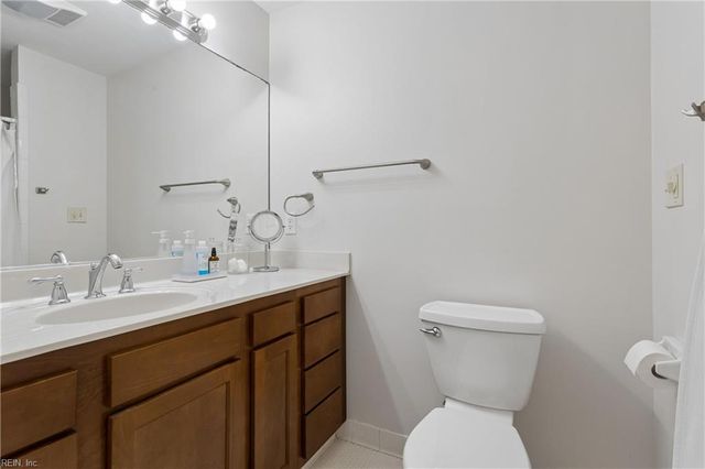 213 Persimmon DR, Yorktown, VA 23693