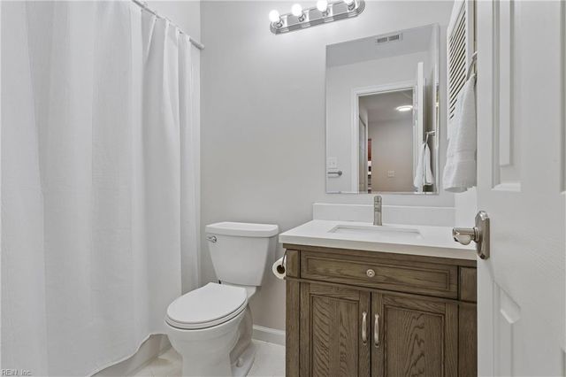 213 Persimmon DR, Yorktown, VA 23693