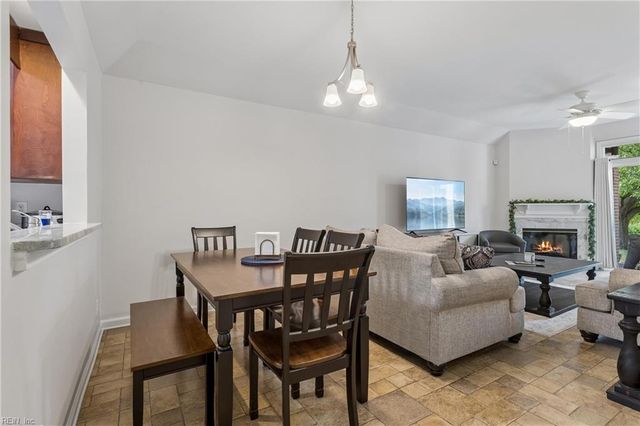 213 Persimmon DR, Yorktown, VA 23693