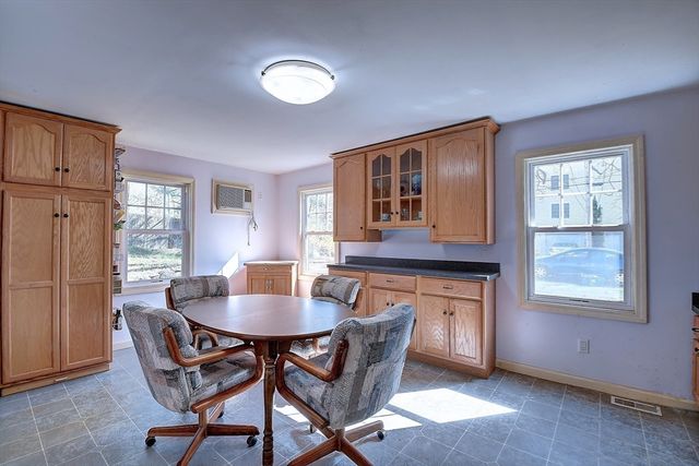 29 Outlook Drive, Worcester, MA 01602