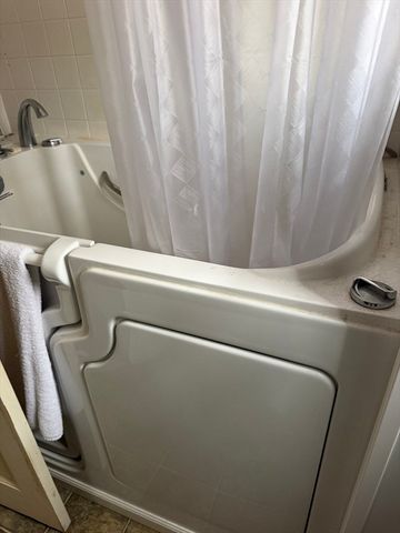 29 Outlook Drive, Worcester, MA 01602