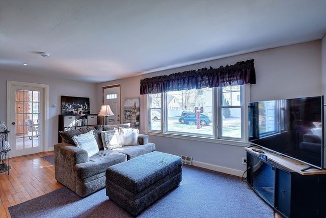 29 Outlook Drive, Worcester, MA 01602