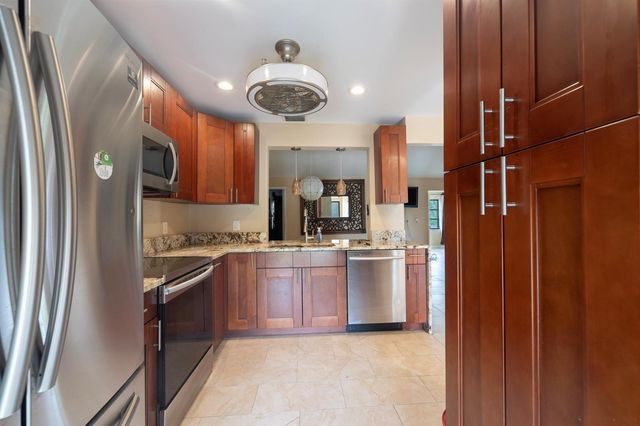 6149 Olivewood Circle, Greenacres, FL 33463