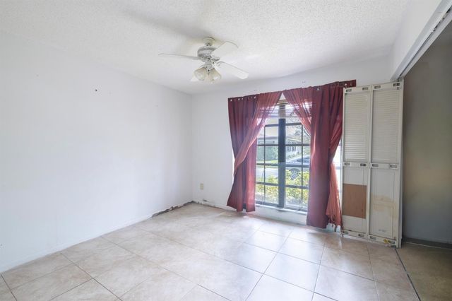 6149 Olivewood Circle, Greenacres, FL 33463