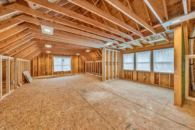 389 Carroll DR, Hardy, VA 24101