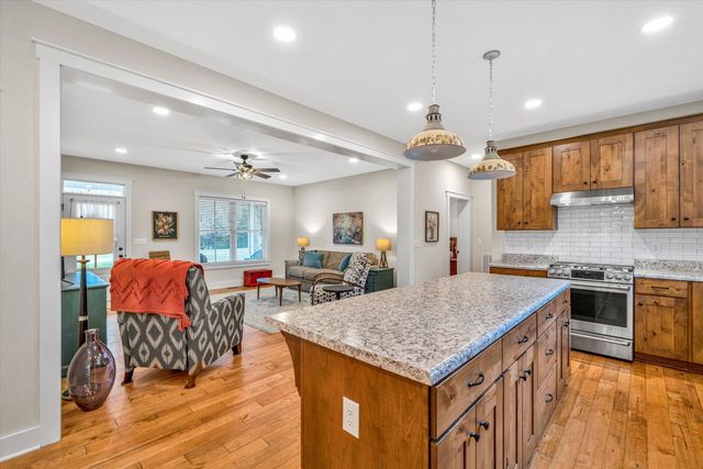 389 Carroll DR, Hardy, VA 24101