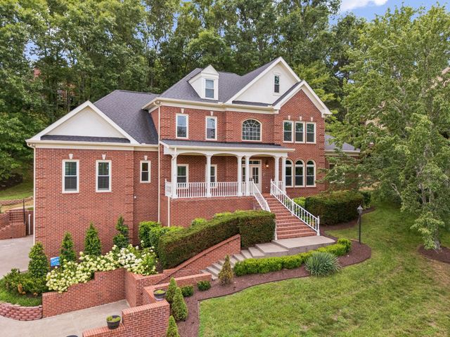 512 Grand Oaks Dr, Brentwood, TN 37027