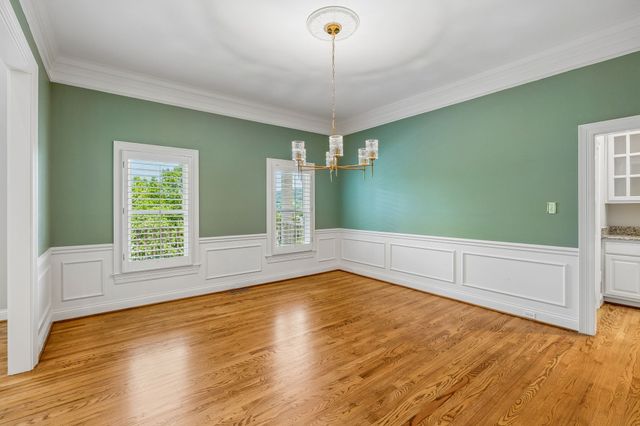 512 Grand Oaks Dr, Brentwood, TN 37027