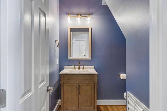 512 Grand Oaks Dr, Brentwood, TN 37027
