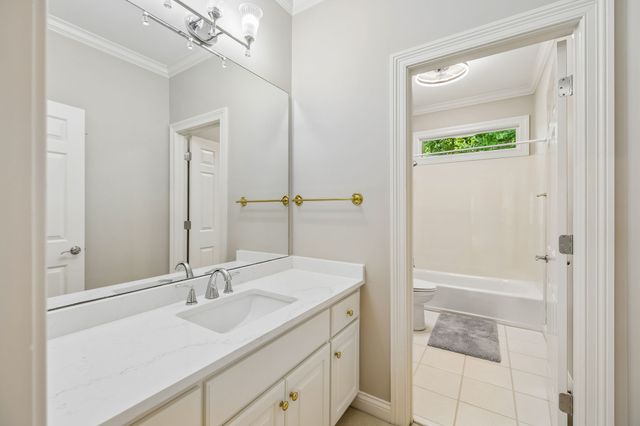 512 Grand Oaks Dr, Brentwood, TN 37027