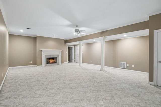 512 Grand Oaks Dr, Brentwood, TN 37027