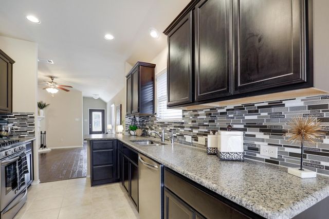 9808 Coyote Pass Trail, Mckinney, TX 75071