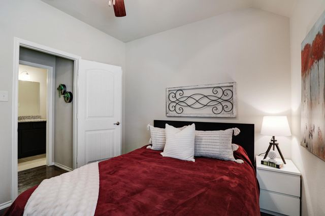 9808 Coyote Pass Trail, Mckinney, TX 75071