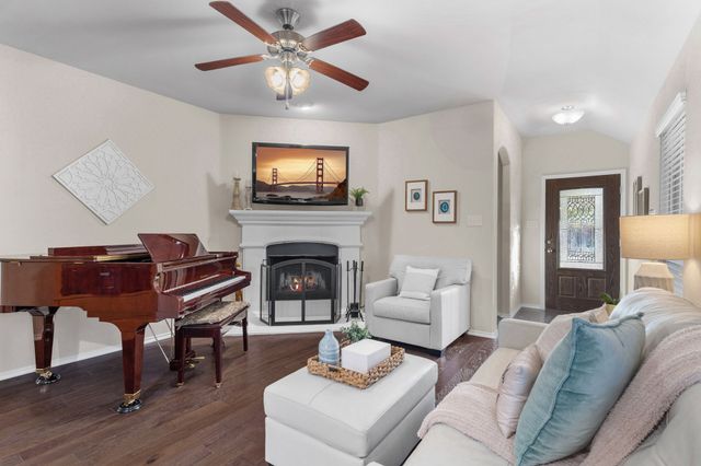 9808 Coyote Pass Trail, Mckinney, TX 75071