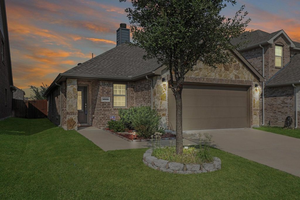 9808 Coyote Pass Trail, Mckinney, TX 75071