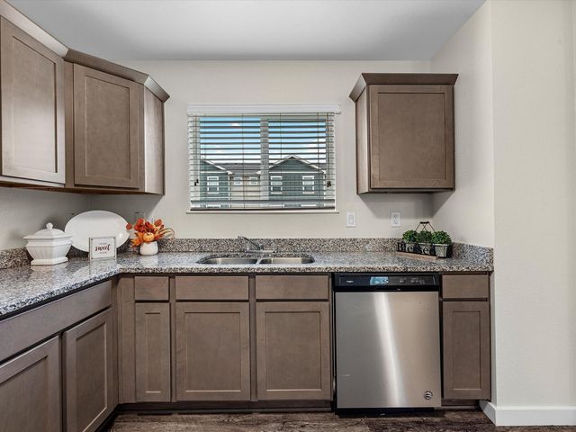 21155 Gosling Road 21-B, Spring, TX 77388