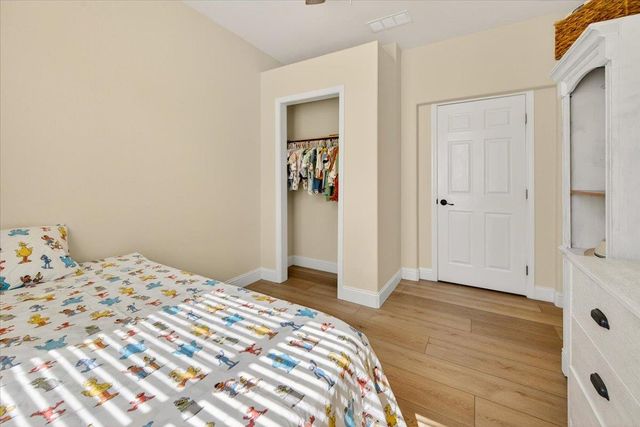 2481 S Via Versilia Drive, Fresno, CA 93727