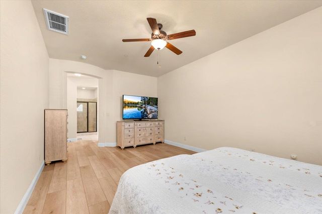 2481 S Via Versilia Drive, Fresno, CA 93727