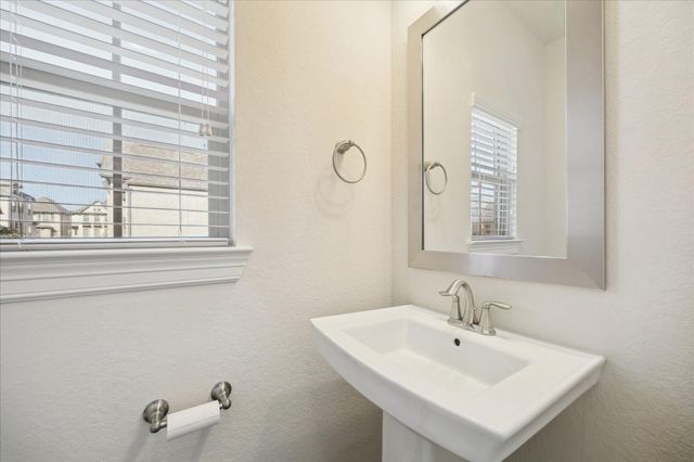 10709 Madden Oaks Place, Houston, TX 77043