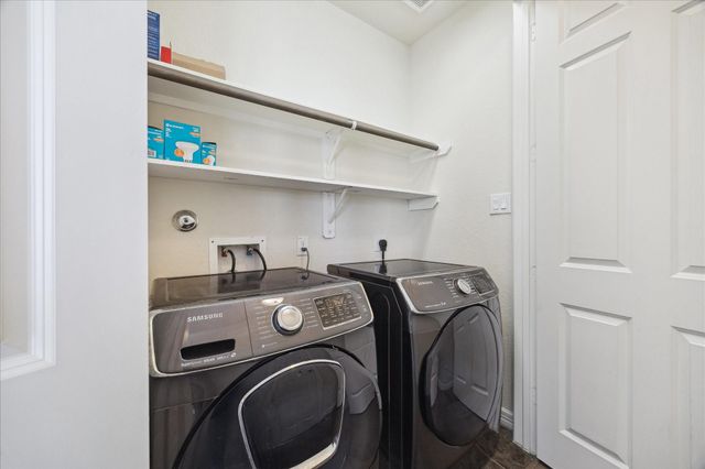 10709 Madden Oaks Place, Houston, TX 77043