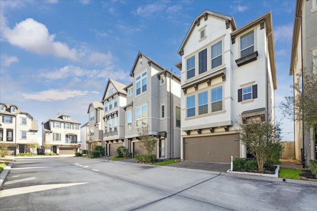 10709 Madden Oaks Place, Houston, TX 77043