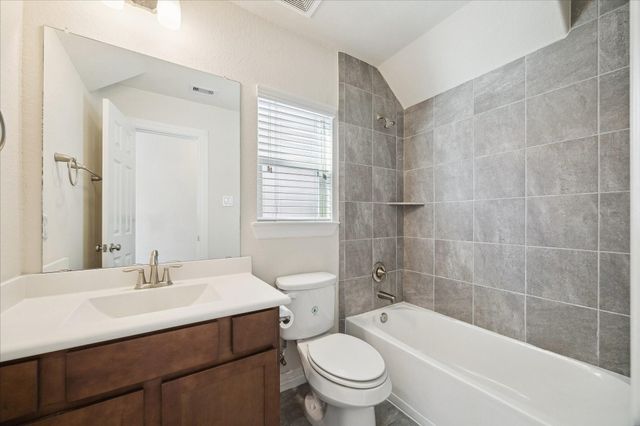 10709 Madden Oaks Place, Houston, TX 77043