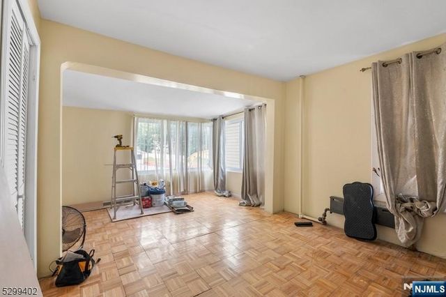 27 Donaldson Avenue, Rutherford, NJ 07070