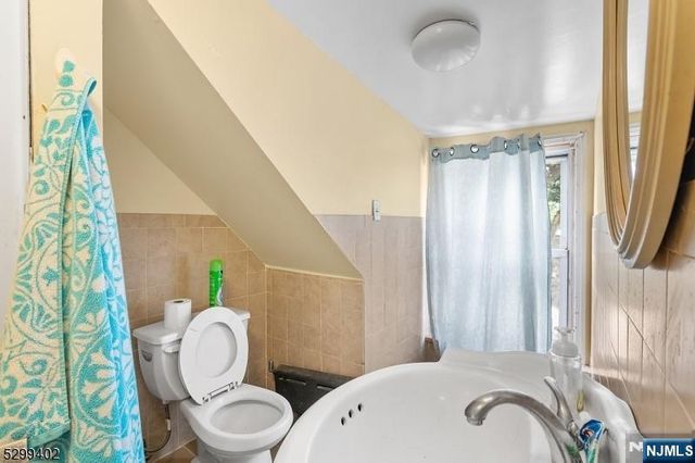 27 Donaldson Avenue, Rutherford, NJ 07070