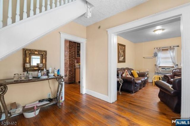 27 Donaldson Avenue, Rutherford, NJ 07070