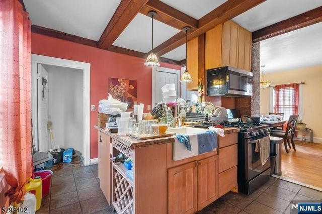 27 Donaldson Avenue, Rutherford, NJ 07070