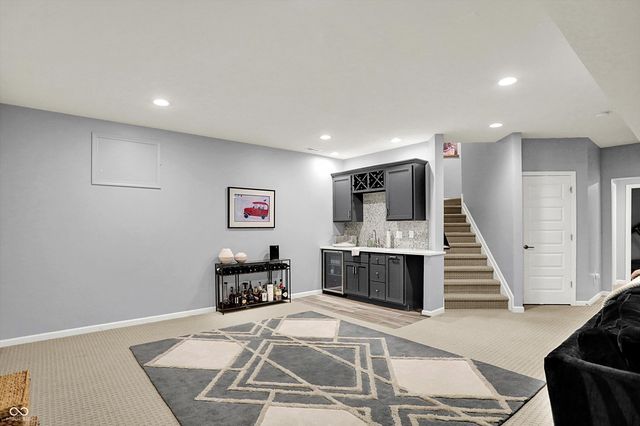 2790 W High Grove Circle, Zionsville, IN 46077