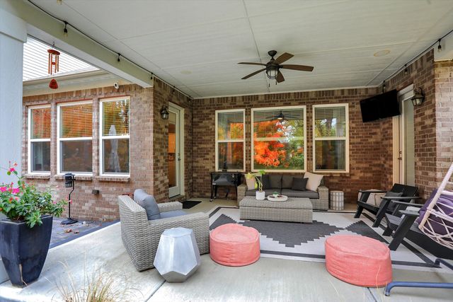 2790 W High Grove Circle, Zionsville, IN 46077