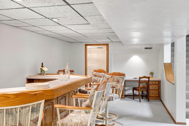 425 E FOX RUN CIRCLE, Green Bay, WI 54311