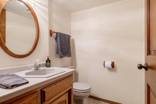 425 E FOX RUN CIRCLE, Green Bay, WI 54311