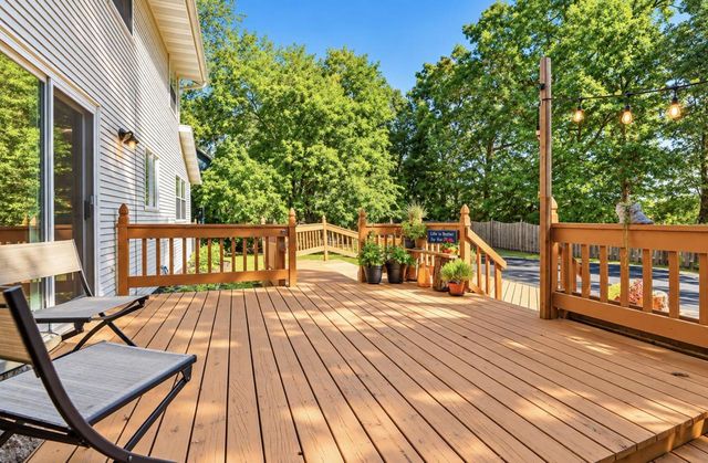425 E FOX RUN CIRCLE, Green Bay, WI 54311